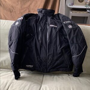 Yamaha Men’s Waterproof/Breathable Snowmobile Jacket in Black with Gray Trim. XL